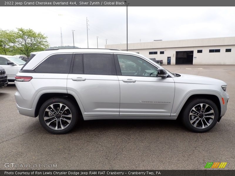  2022 Grand Cherokee Overland 4x4 Silver Zynith
