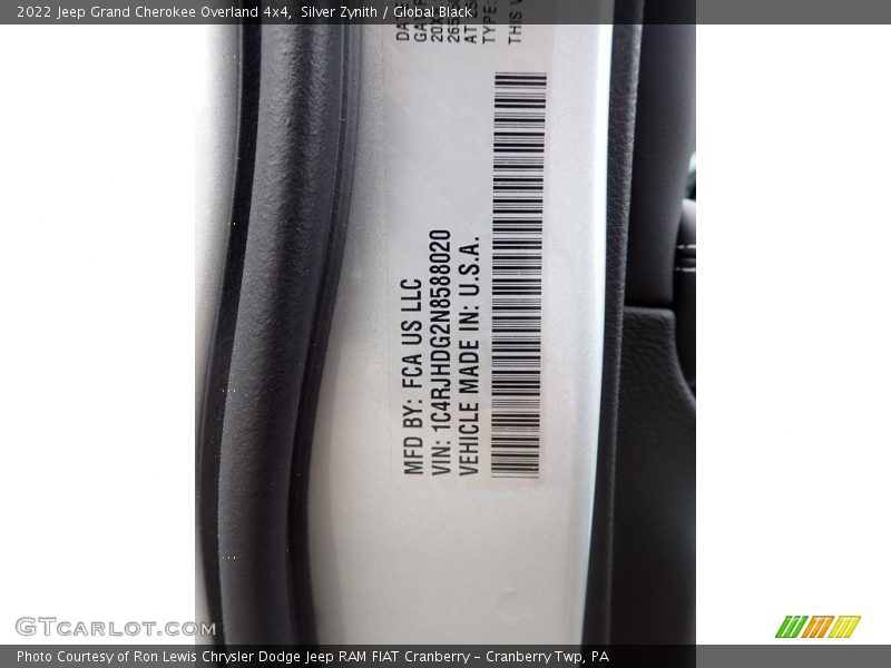 Silver Zynith / Global Black 2022 Jeep Grand Cherokee Overland 4x4