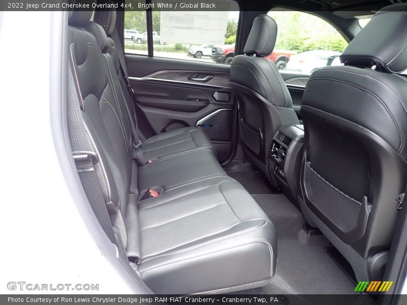 Bright White / Global Black 2022 Jeep Grand Cherokee Overland 4x4
