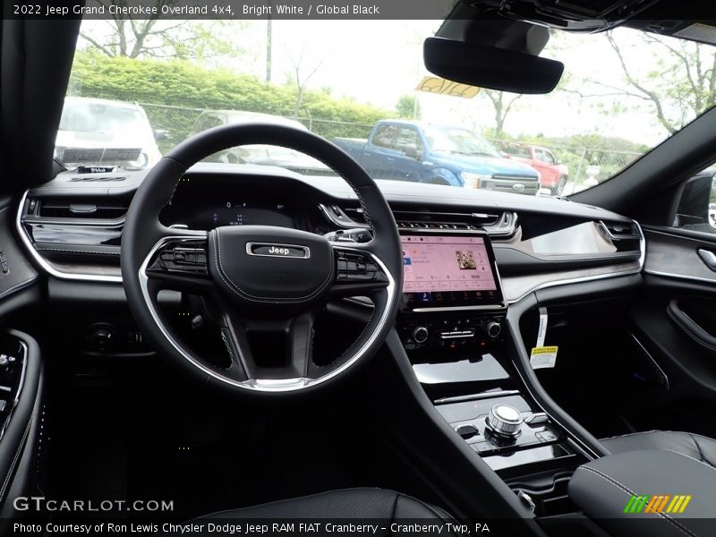 Bright White / Global Black 2022 Jeep Grand Cherokee Overland 4x4