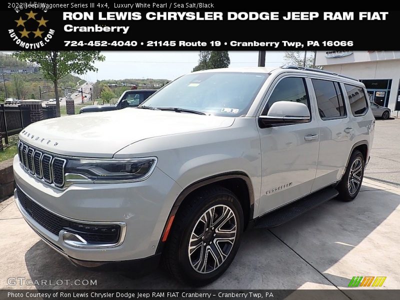 Luxury White Pearl / Sea Salt/Black 2022 Jeep Wagoneer Series III 4x4