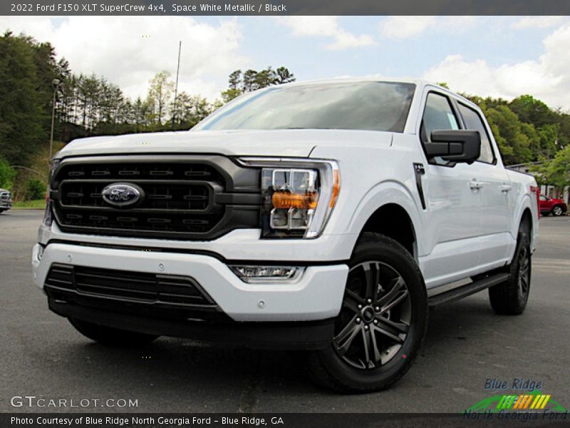 Space White Metallic / Black 2022 Ford F150 XLT SuperCrew 4x4