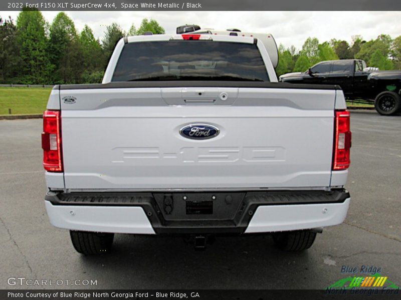 Space White Metallic / Black 2022 Ford F150 XLT SuperCrew 4x4