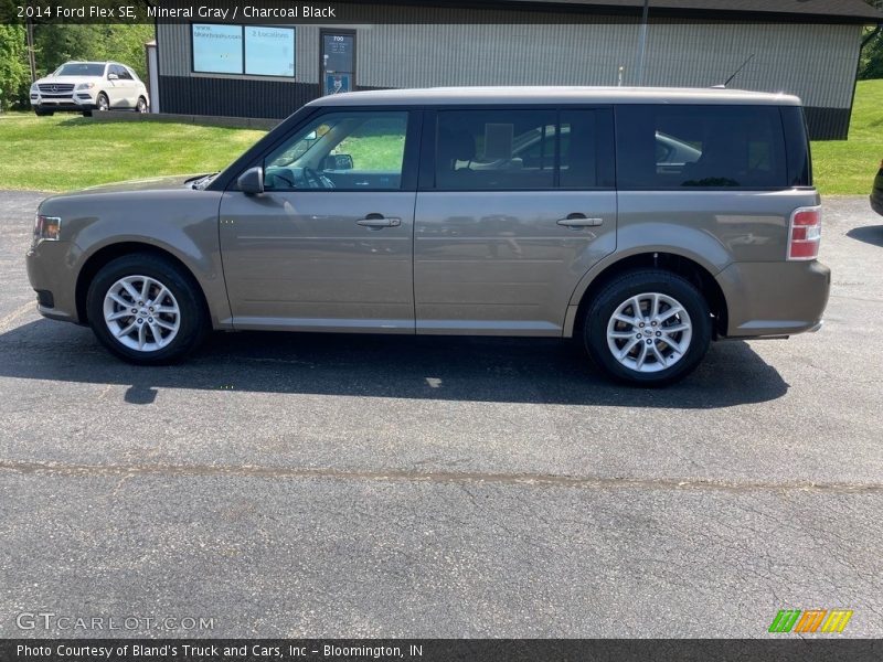 Mineral Gray / Charcoal Black 2014 Ford Flex SE