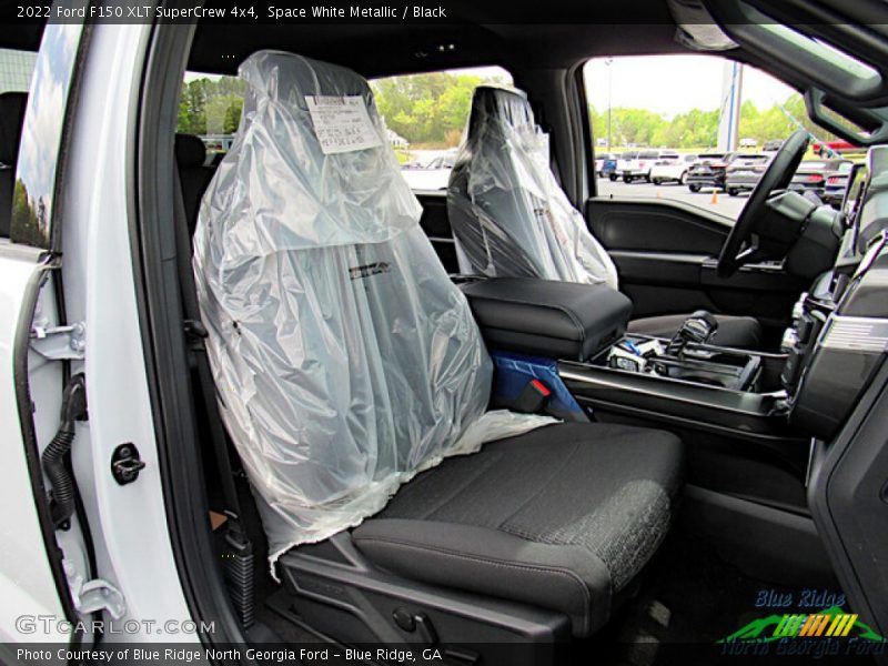 Space White Metallic / Black 2022 Ford F150 XLT SuperCrew 4x4