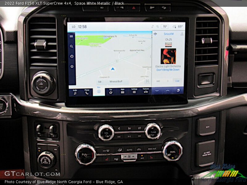 Space White Metallic / Black 2022 Ford F150 XLT SuperCrew 4x4