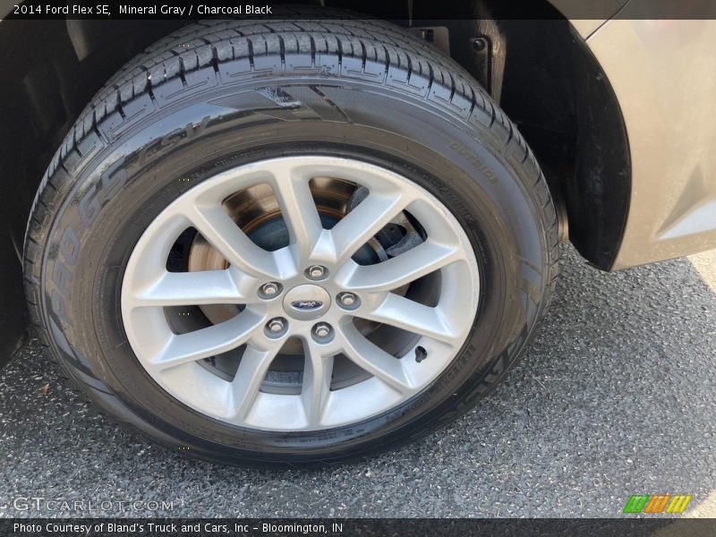 Mineral Gray / Charcoal Black 2014 Ford Flex SE