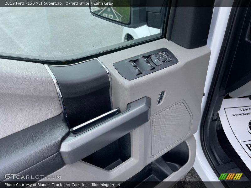 Oxford White / Earth Gray 2019 Ford F150 XLT SuperCab