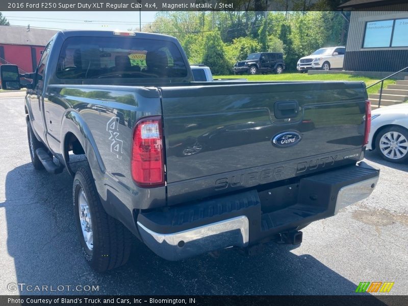 Magnetic Metallic / Steel 2016 Ford F250 Super Duty XLT Regular Cab 4x4