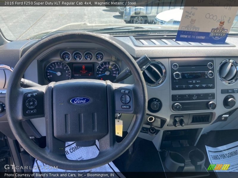 Magnetic Metallic / Steel 2016 Ford F250 Super Duty XLT Regular Cab 4x4