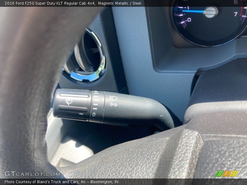 Magnetic Metallic / Steel 2016 Ford F250 Super Duty XLT Regular Cab 4x4