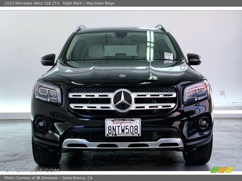 Night Black / Macchiato Beige 2020 Mercedes-Benz GLB 250
