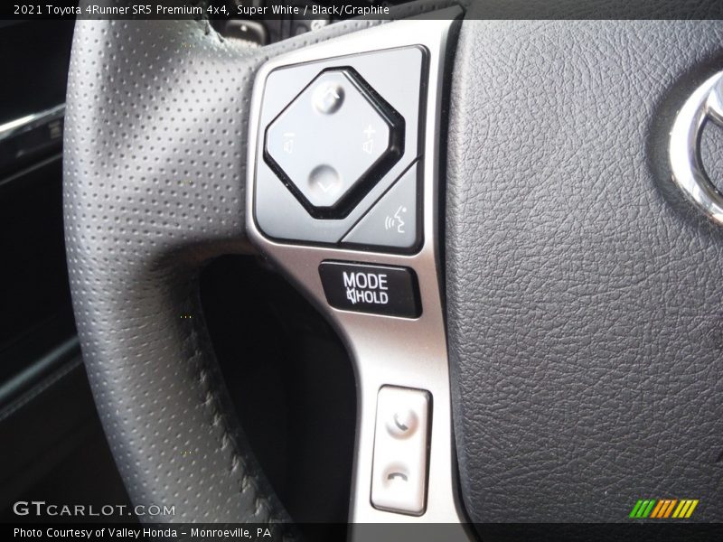 Super White / Black/Graphite 2021 Toyota 4Runner SR5 Premium 4x4