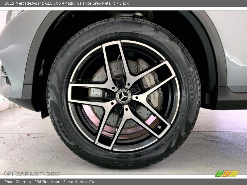 Selenite Grey Metallic / Black 2019 Mercedes-Benz GLC 300 4Matic