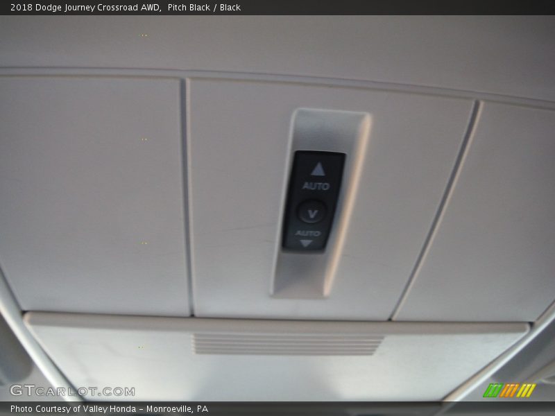 Pitch Black / Black 2018 Dodge Journey Crossroad AWD