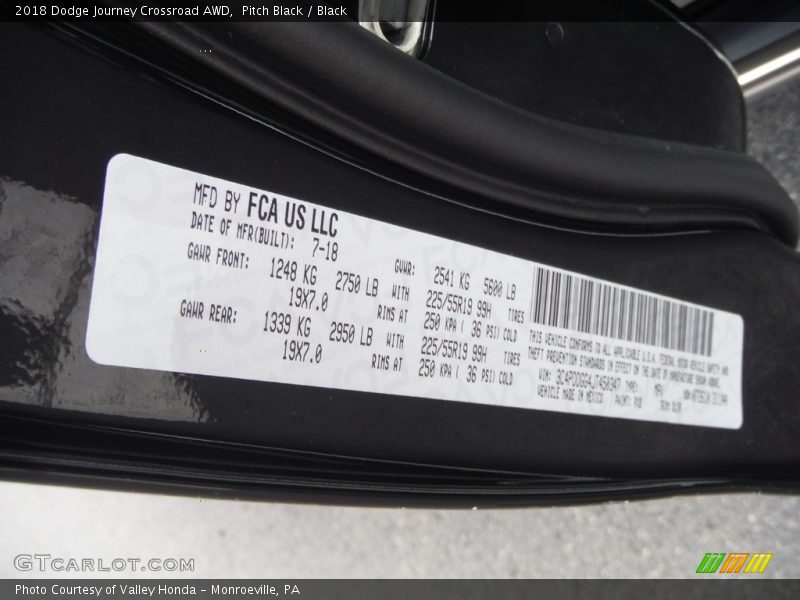 Pitch Black / Black 2018 Dodge Journey Crossroad AWD
