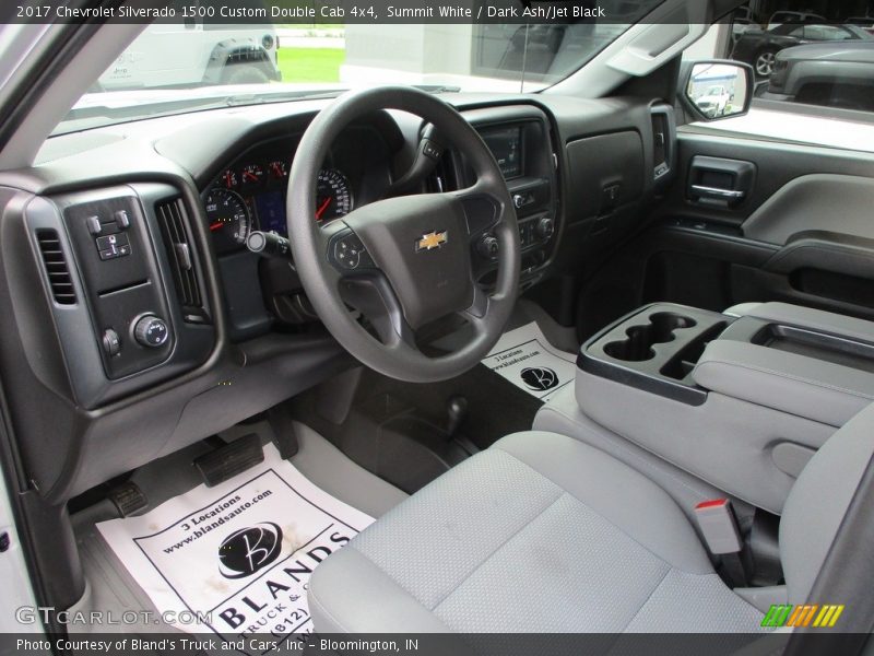 Summit White / Dark Ash/Jet Black 2017 Chevrolet Silverado 1500 Custom Double Cab 4x4