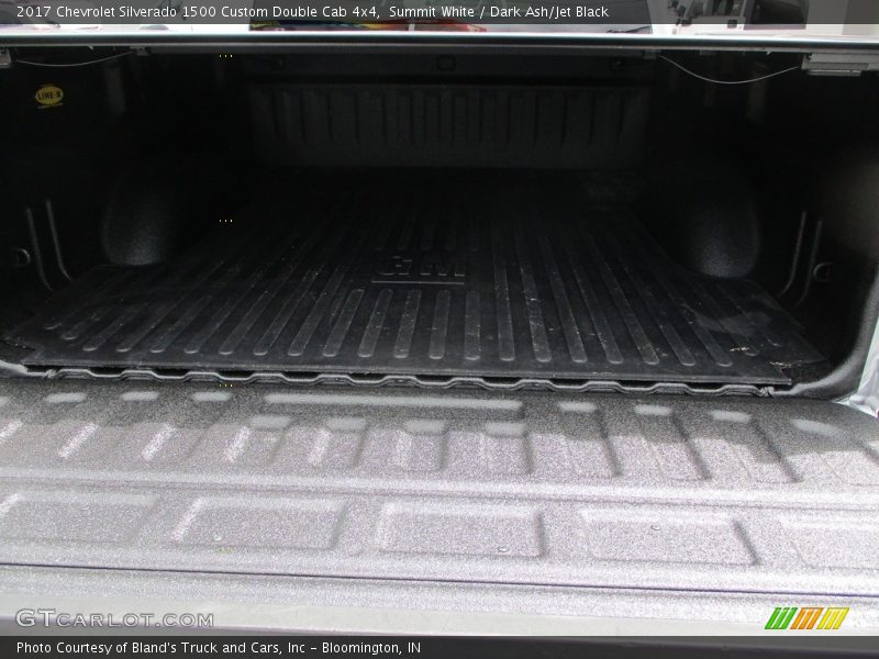 Summit White / Dark Ash/Jet Black 2017 Chevrolet Silverado 1500 Custom Double Cab 4x4