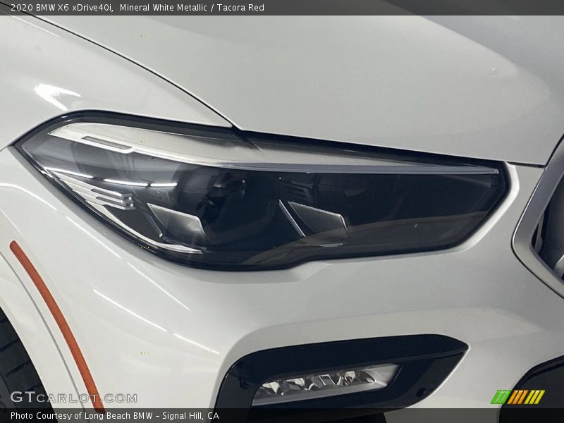 Mineral White Metallic / Tacora Red 2020 BMW X6 xDrive40i