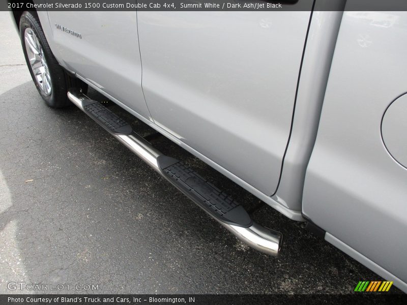 Summit White / Dark Ash/Jet Black 2017 Chevrolet Silverado 1500 Custom Double Cab 4x4