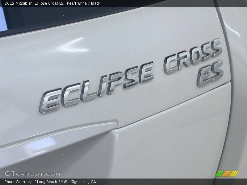 Pearl White / Black 2019 Mitsubishi Eclipse Cross ES