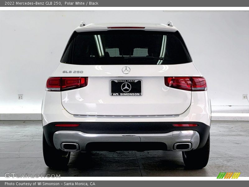 Polar White / Black 2022 Mercedes-Benz GLB 250