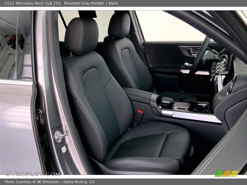 Mountain Gray Metallic / Black 2022 Mercedes-Benz GLB 250