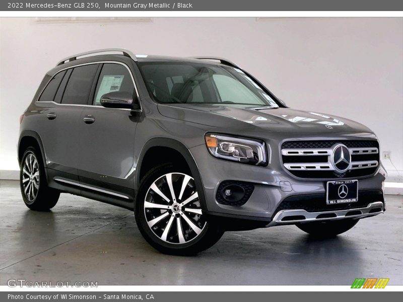 Mountain Gray Metallic / Black 2022 Mercedes-Benz GLB 250