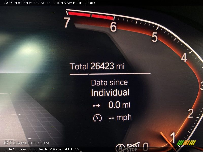 Glacier Silver Metallic / Black 2019 BMW 3 Series 330i Sedan