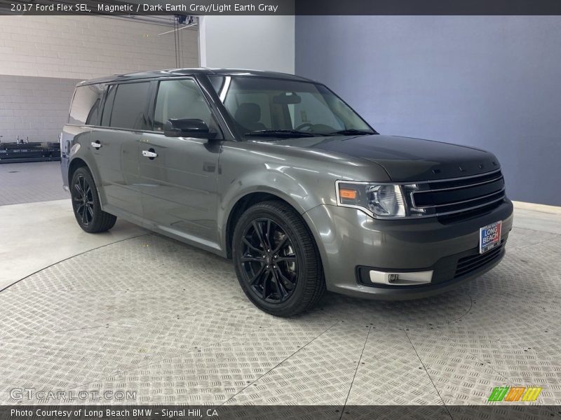 Front 3/4 View of 2017 Flex SEL