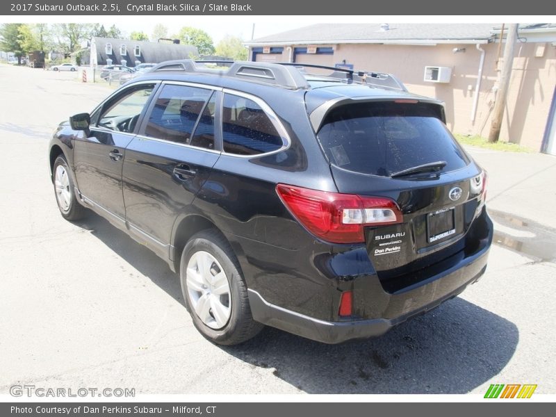 Crystal Black Silica / Slate Black 2017 Subaru Outback 2.5i