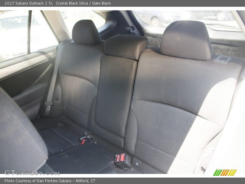 Crystal Black Silica / Slate Black 2017 Subaru Outback 2.5i
