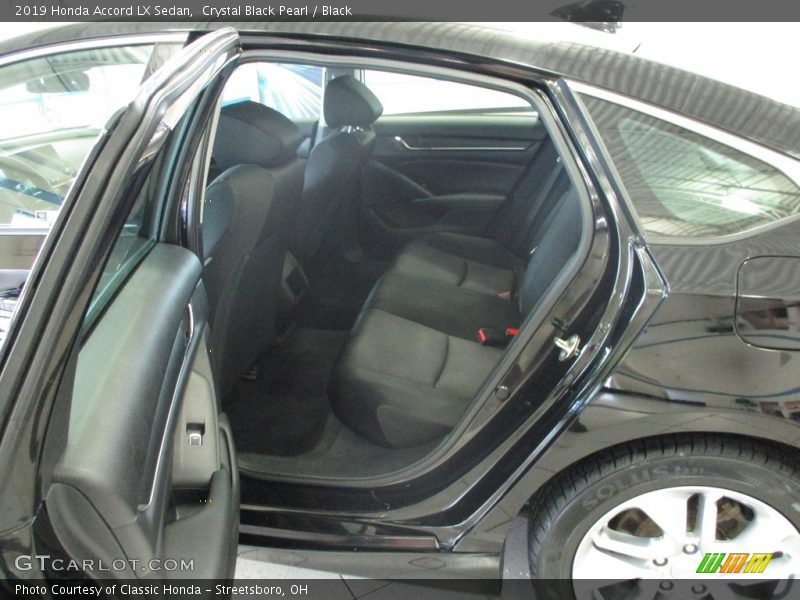 Crystal Black Pearl / Black 2019 Honda Accord LX Sedan