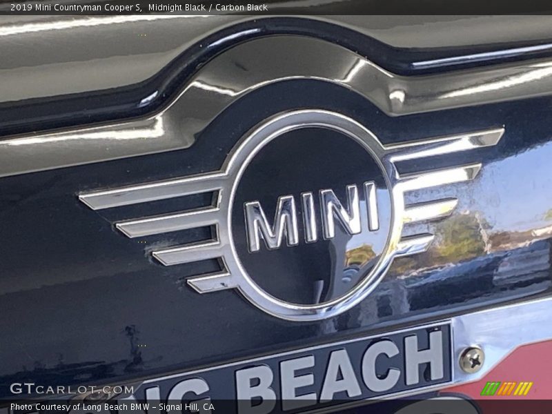Midnight Black / Carbon Black 2019 Mini Countryman Cooper S