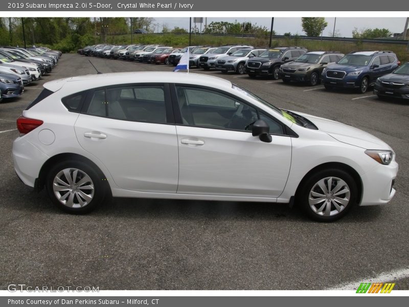 Crystal White Pearl / Ivory 2019 Subaru Impreza 2.0i 5-Door