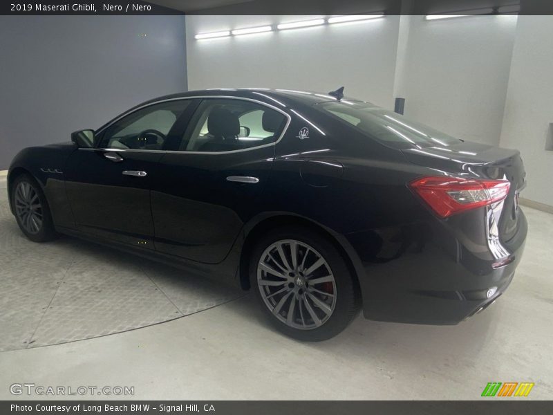 Nero / Nero 2019 Maserati Ghibli