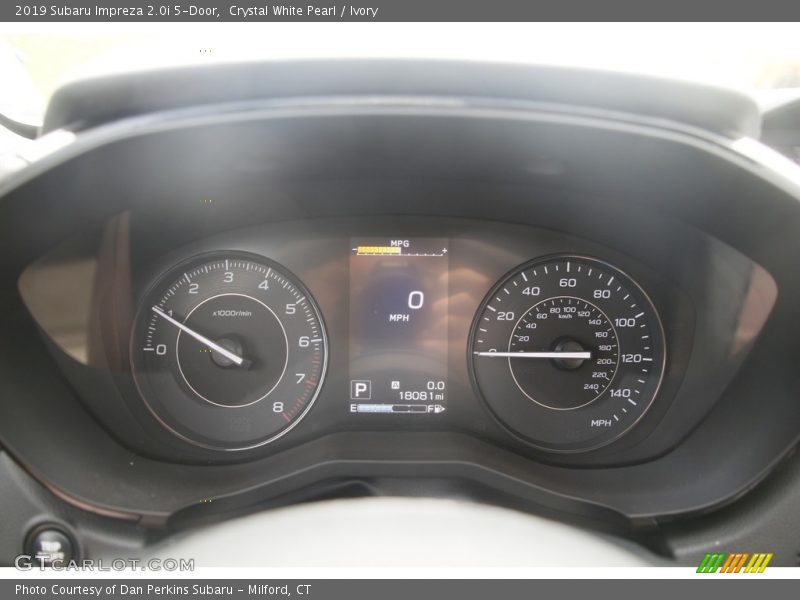 Crystal White Pearl / Ivory 2019 Subaru Impreza 2.0i 5-Door