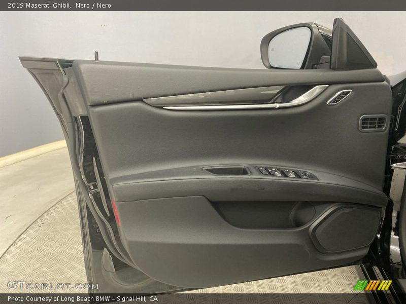 Door Panel of 2019 Ghibli 