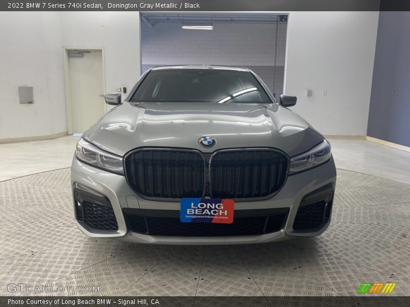 Donington Gray Metallic / Black 2022 BMW 7 Series 740i Sedan