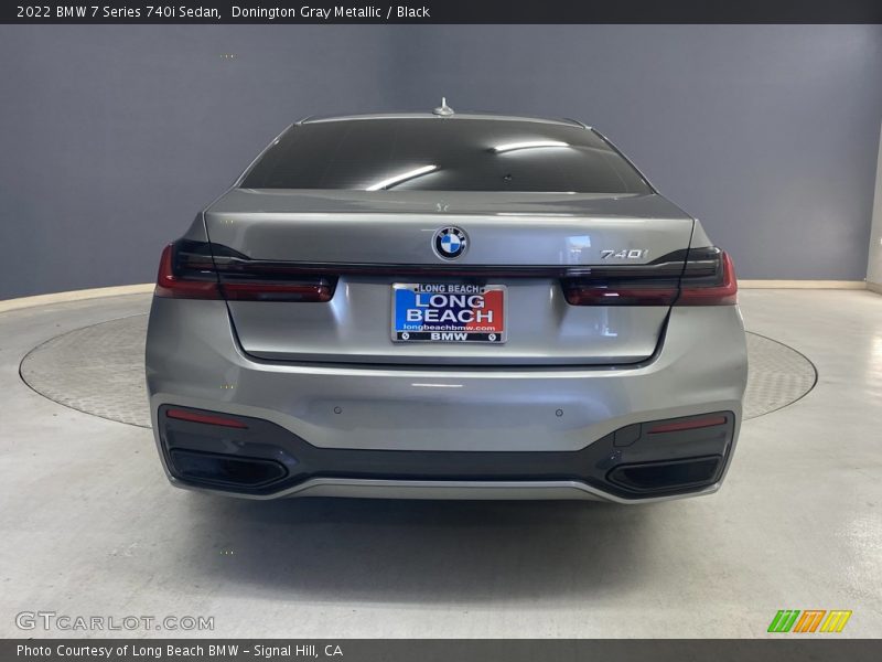 Donington Gray Metallic / Black 2022 BMW 7 Series 740i Sedan