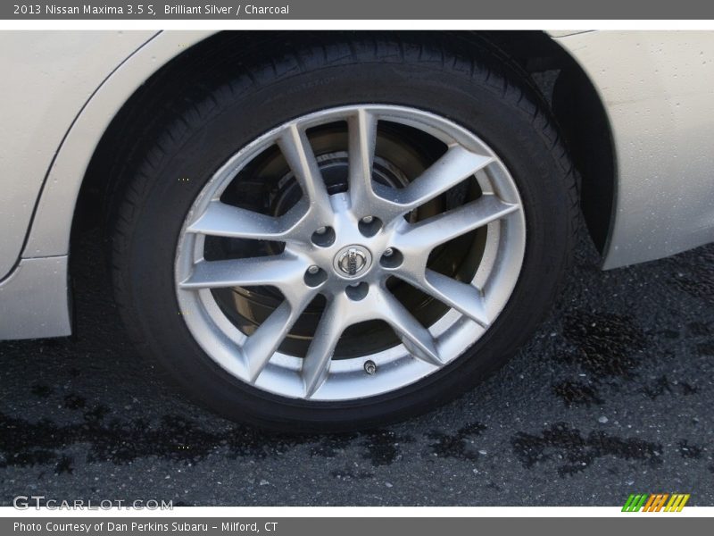 Brilliant Silver / Charcoal 2013 Nissan Maxima 3.5 S