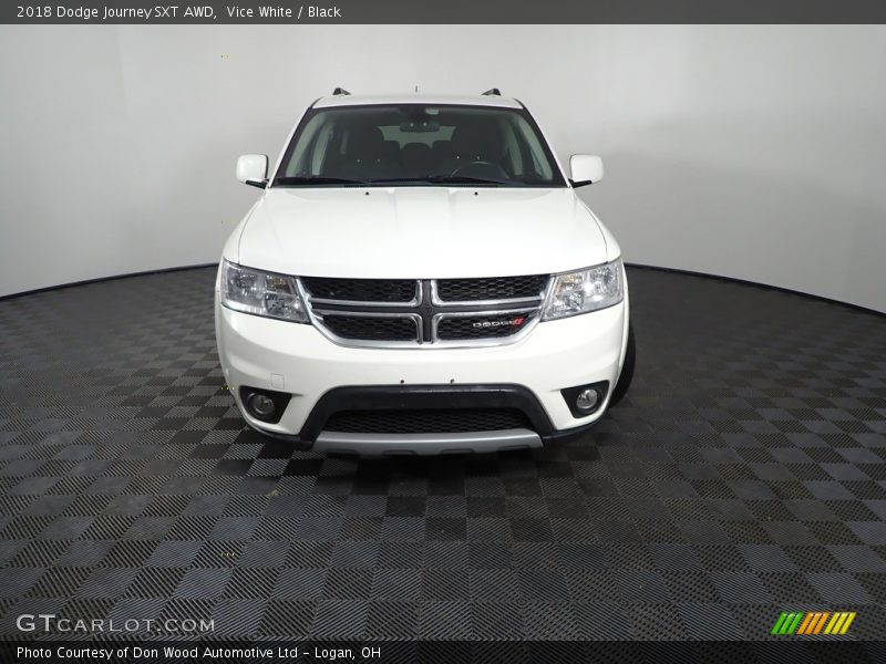 Vice White / Black 2018 Dodge Journey SXT AWD