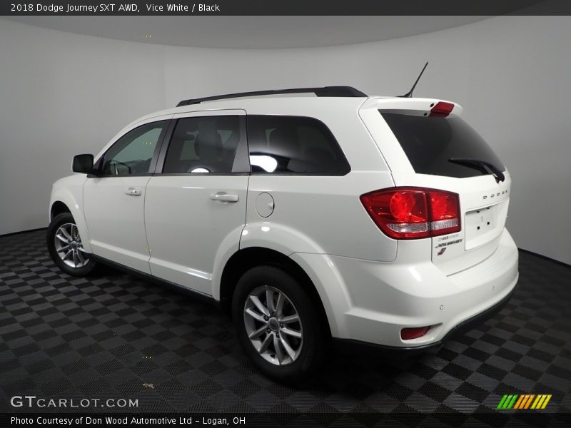 Vice White / Black 2018 Dodge Journey SXT AWD