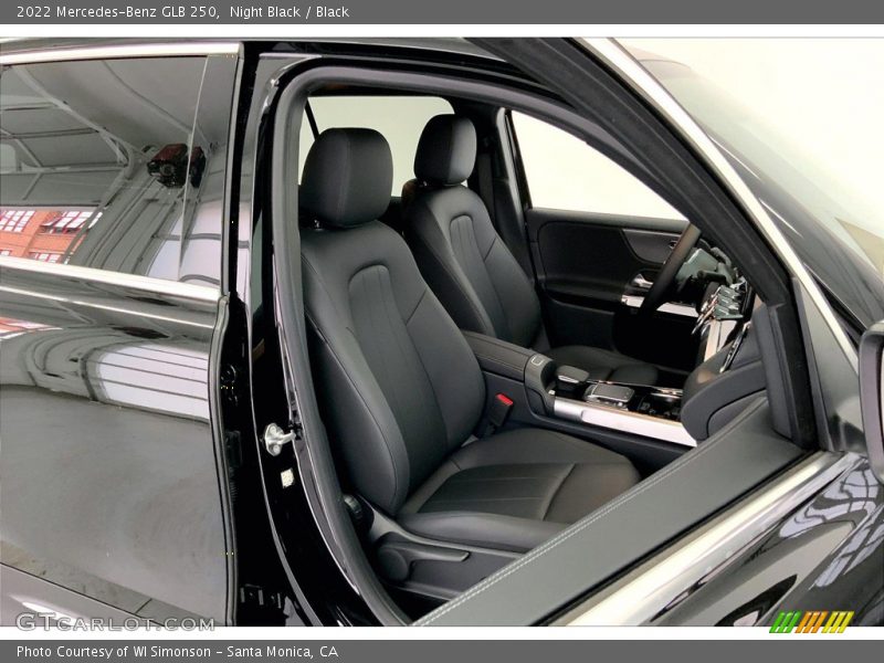 Night Black / Black 2022 Mercedes-Benz GLB 250