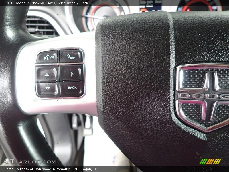 Vice White / Black 2018 Dodge Journey SXT AWD
