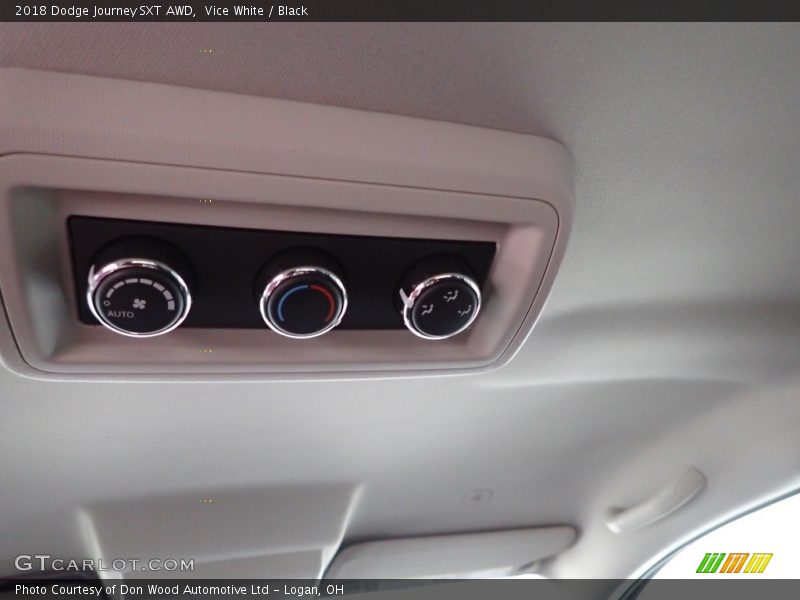 Vice White / Black 2018 Dodge Journey SXT AWD
