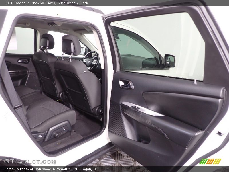 Vice White / Black 2018 Dodge Journey SXT AWD