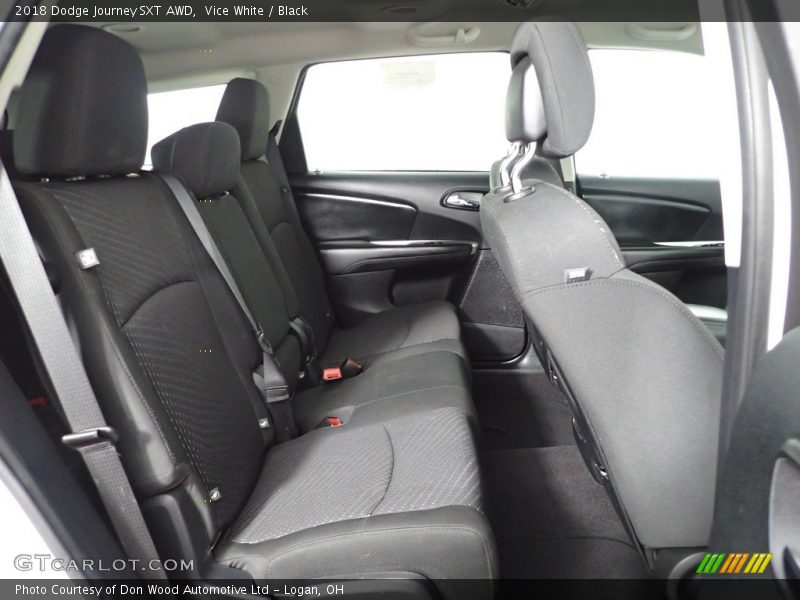 Vice White / Black 2018 Dodge Journey SXT AWD