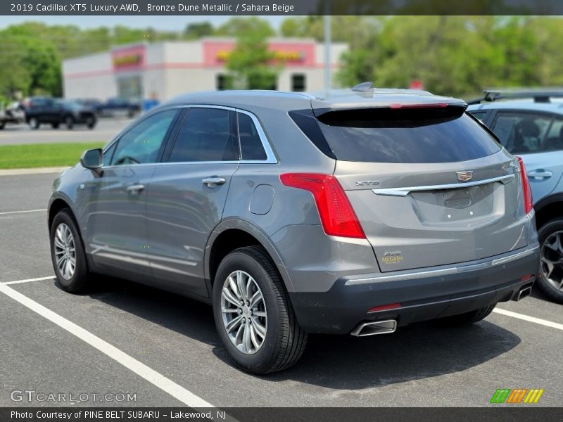 Bronze Dune Metallic / Sahara Beige 2019 Cadillac XT5 Luxury AWD