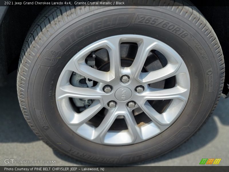  2021 Grand Cherokee Laredo 4x4 Wheel